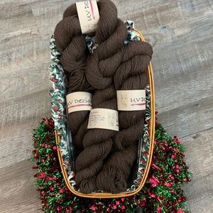 Fantasma's Suri Alpaca Fiber/Yarn, Brown Tweed